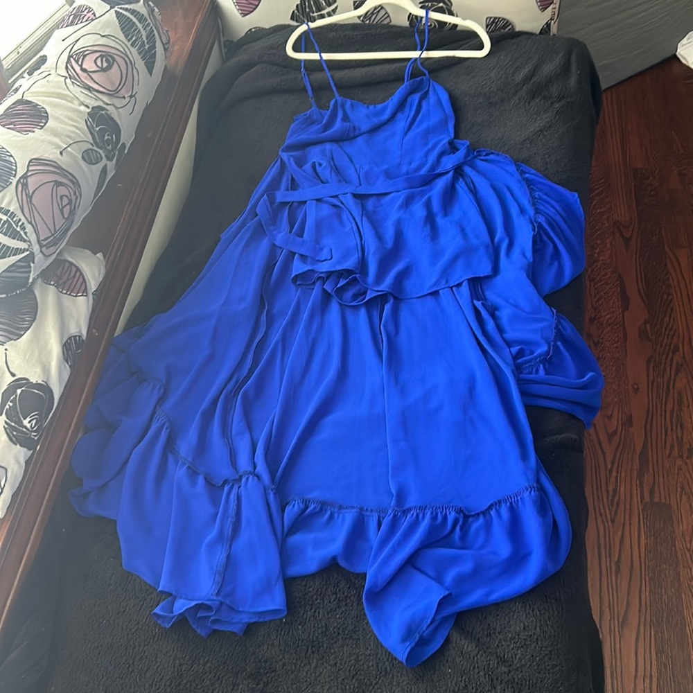 Show me your MUMU DARK BLUE DRESS
